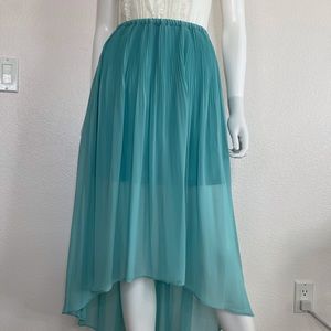 Light skirt LC Lauren Conrad XS Beyond the Waves skirt